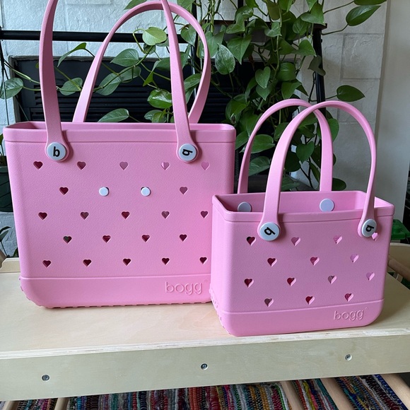 Limited Edition -♥Bogg® Bag Heart Collection♥ - Picture 4 of 8